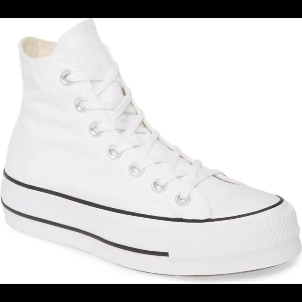 NEW Chuck Taylor High Top Platform Sneaker SIZE 8